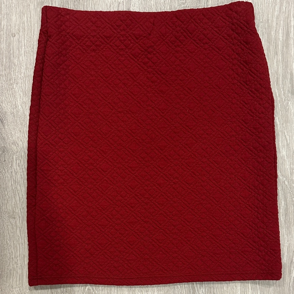 Promod Rich Red Quilt Texture Pull-On Mini Skirt